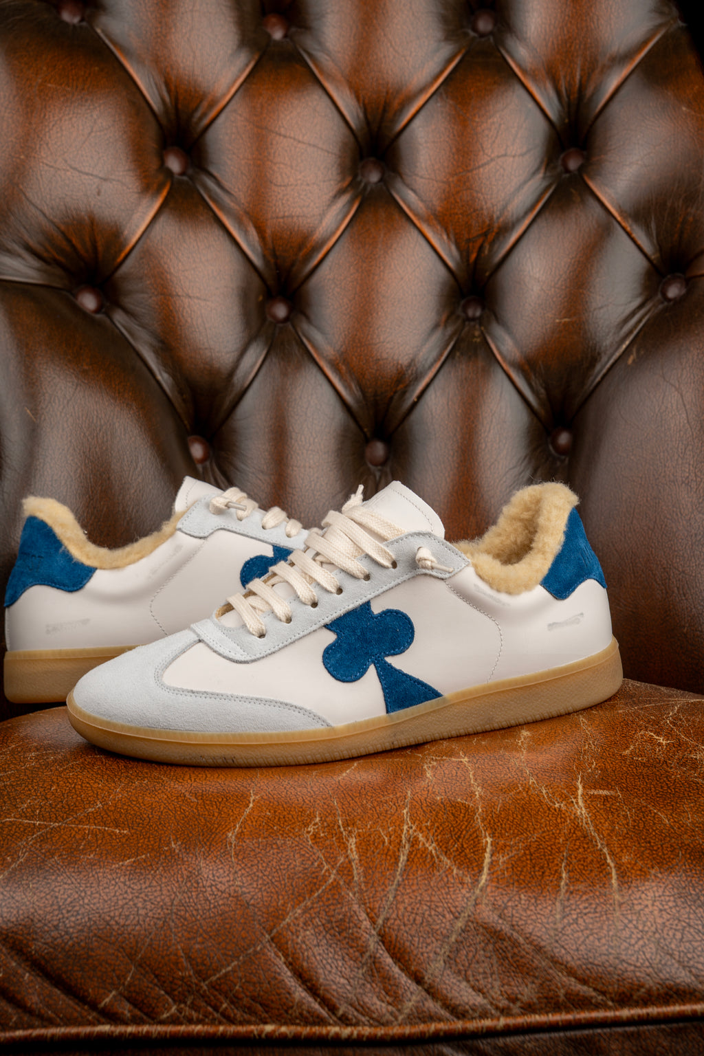 Berlin Wool - BLUE CLOVER lifestyle