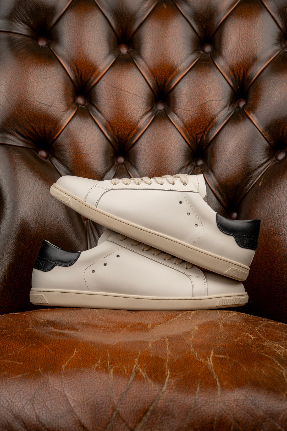 Geneva - BLACK HEEL UNSIGNED lifestyle