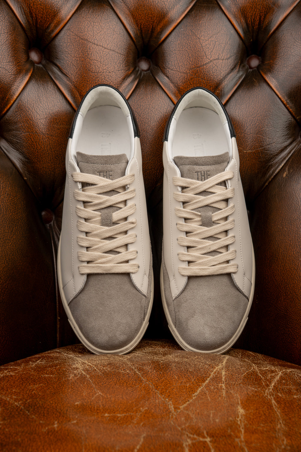 Geneva - TWO TONE UNSIGNED lifestyle
