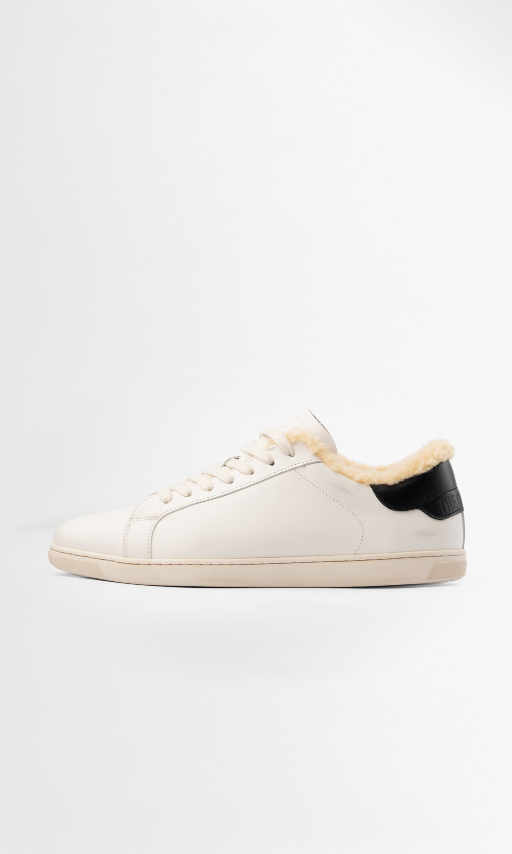 Geneva Wool Black Heel Unsigned outside