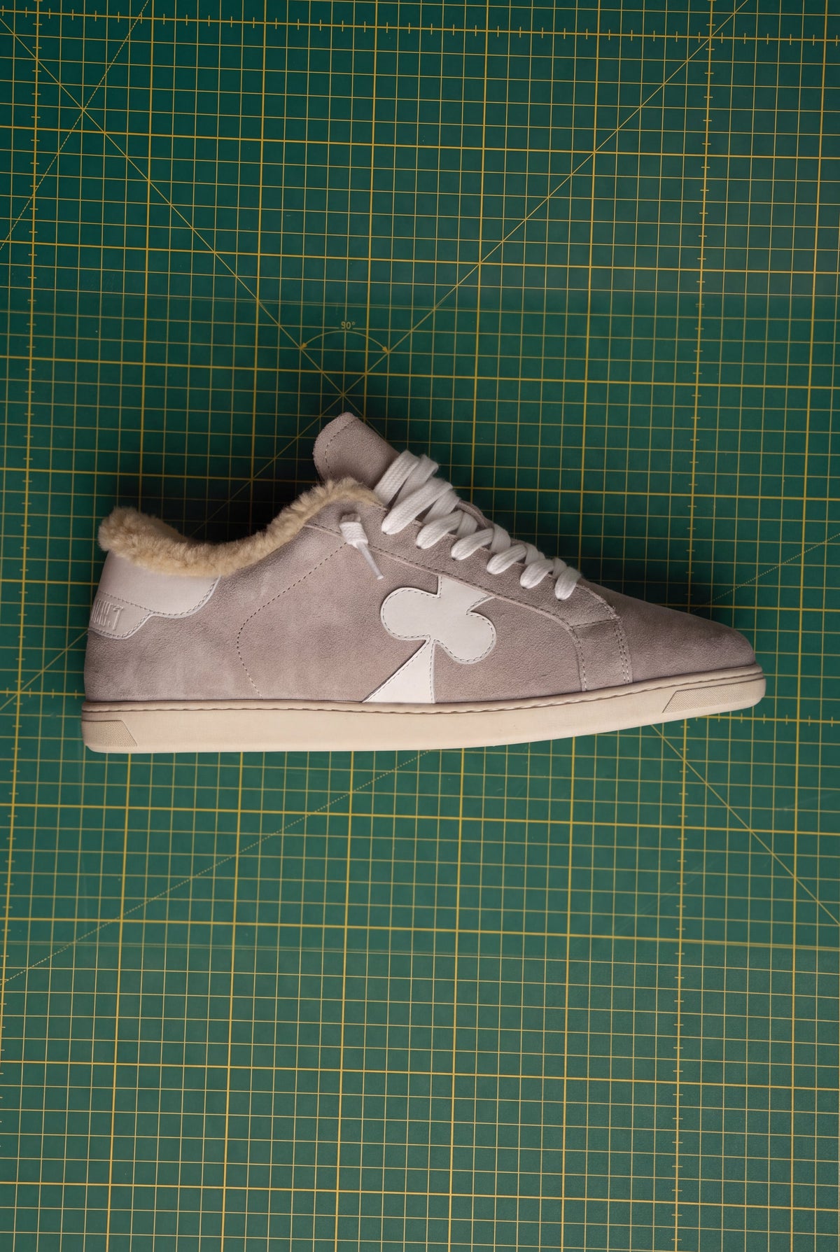 Geneva Wool Grey Suede, side view with shearling lining